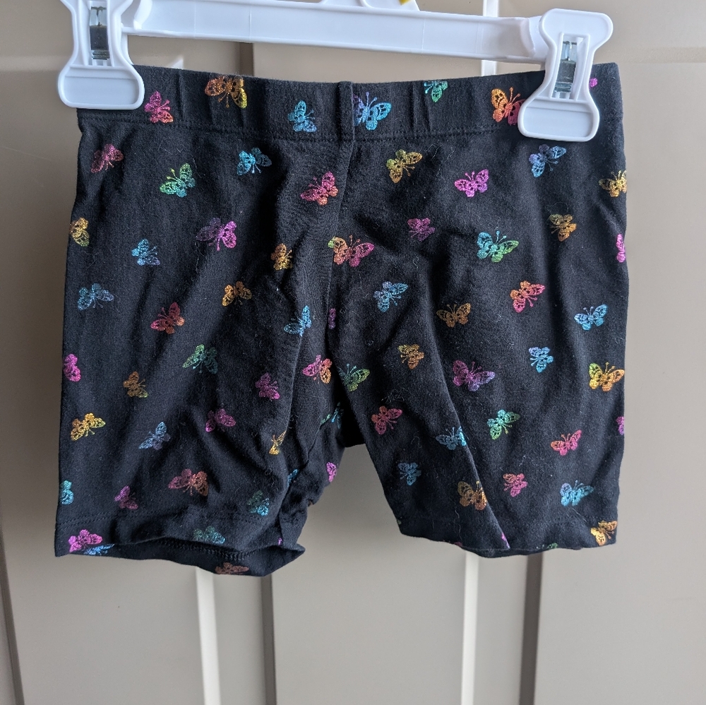 💜3/$15 5/$20 7/$25💜 Girls Sz 6 Shorts